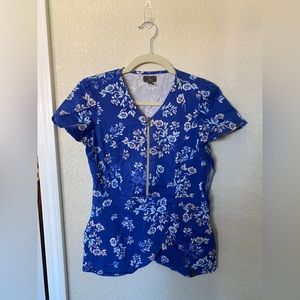 XS Blue/White Jaanuu scrub top